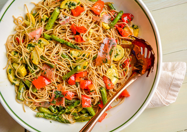 Spaghetti Pasta Salad with Roasted Vegetables and Prosciutto