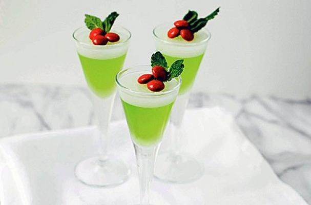 Mistletoe Jelly Shots
