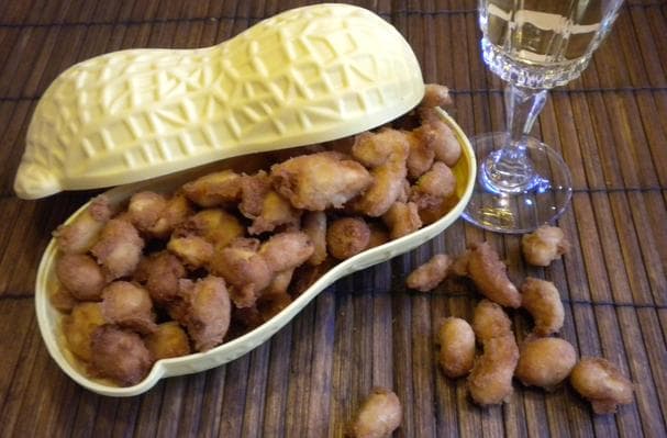 Roasted Peanuts in shell