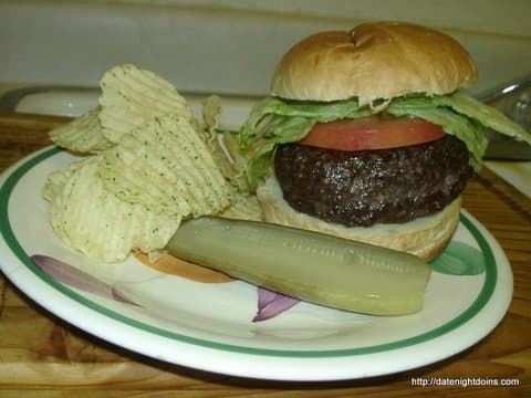 Stufz Bastille Burger