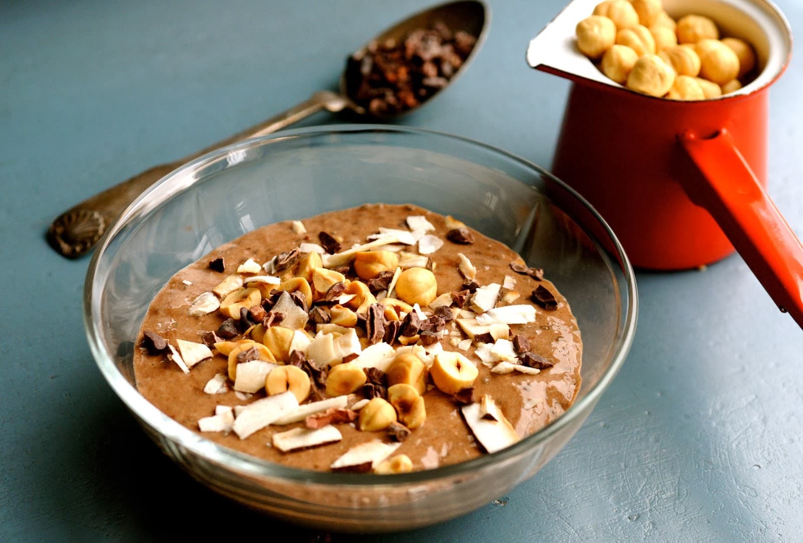 Healthy Chocolate Mousse with Chia Seeds, Almond Milk & Banana