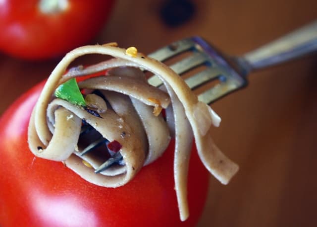 Pasta with Anchovy-Walnut Sauce