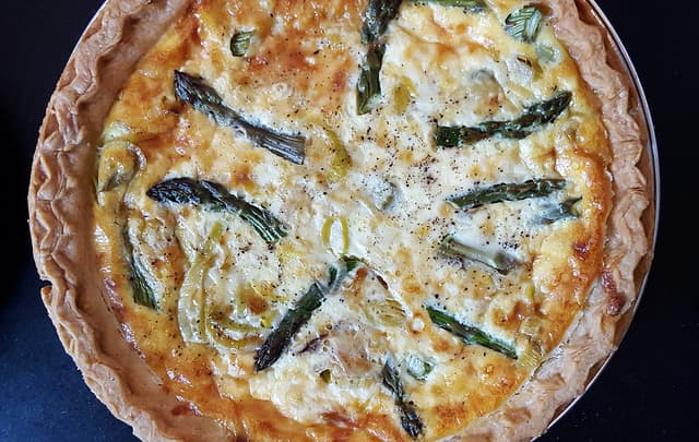 Asparagus, Leek and Gruyere Quiche
