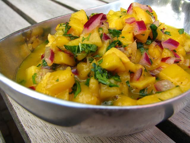 Easy Fresh Mango Salsa