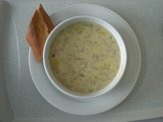Quick and Easy Cheese Burger Chowder