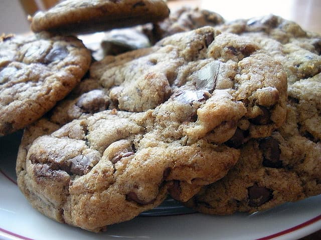 Neiman Marcus Oatmeal Chocolate Chip Cookies