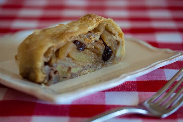 Gluten Free Apple Strudel