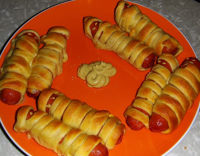 Hot Dog Mummies