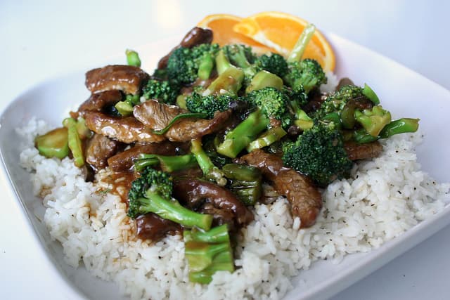 Easy Ginger Beef Broccoli