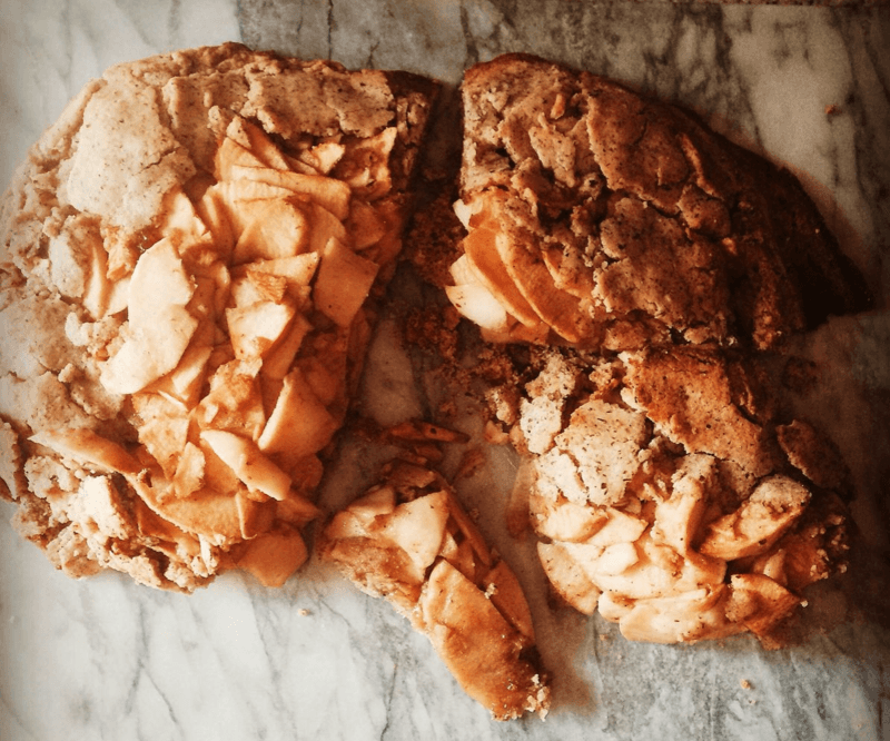 Caramel Apple Slab Pie