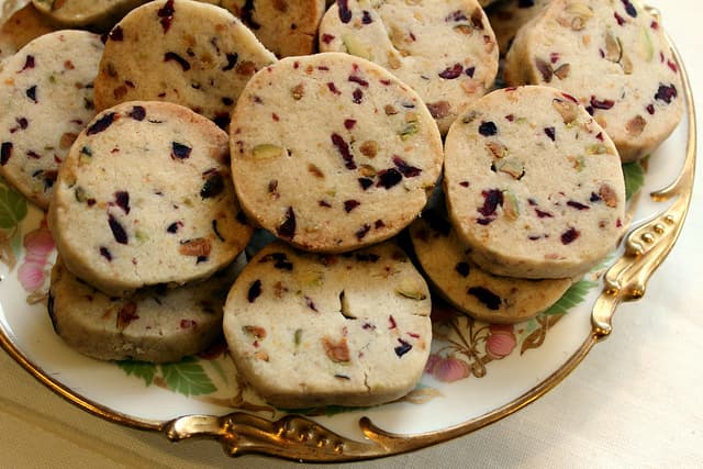Low Sugar Cranberry Pistachio Shortbread