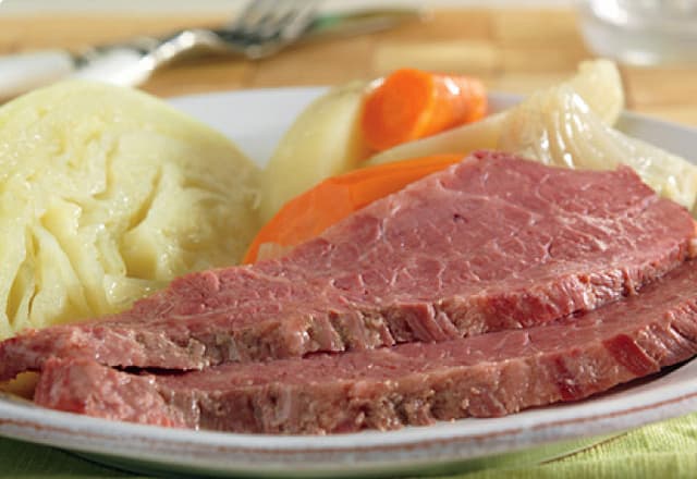 Slow Cooked Corned Beef and Cabbage
