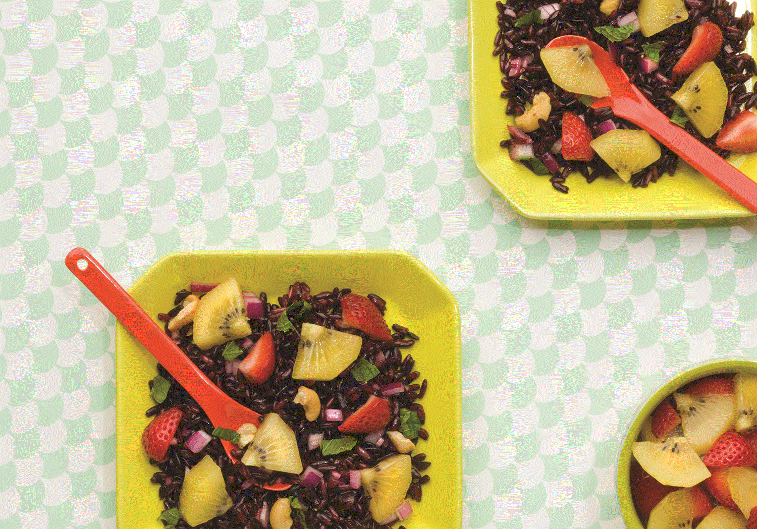 Black Rice Salad with Kiwifruit and Cashews