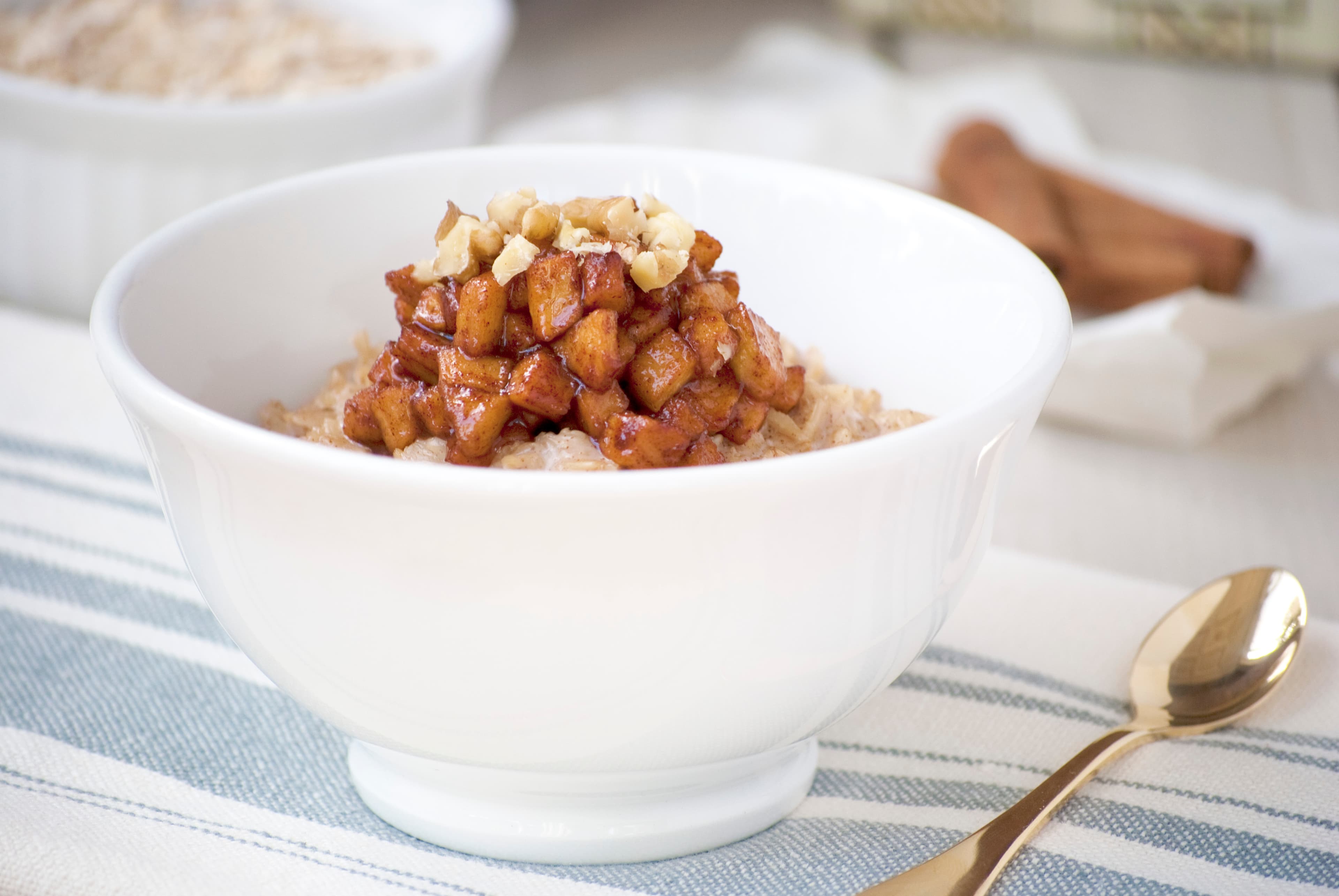 Apple Cinnamon Oatmeal