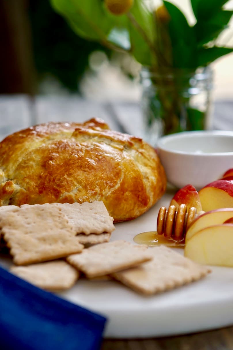 Baked Brie En Route With Fig + Honey 