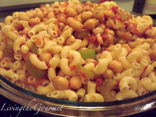 Tomatoes, Chickpea’s and Macaroni!!!