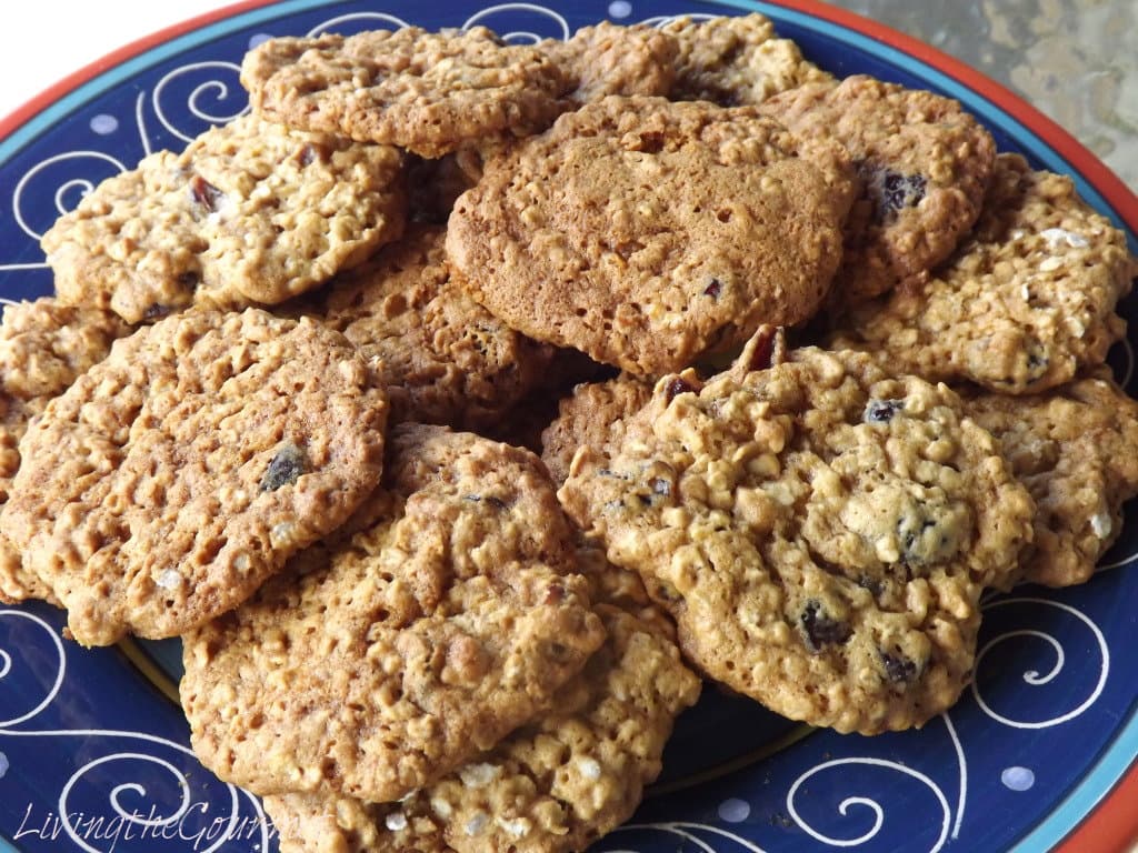 Oatmeal and Craisin Cookies 