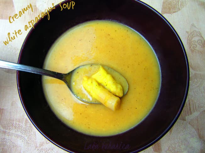 Creamy white asparagus soup