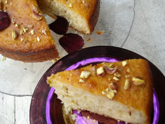 Cake with lemon, rosewater and pistachios