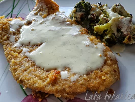 Pork schnitzel with tarragon cream sauce