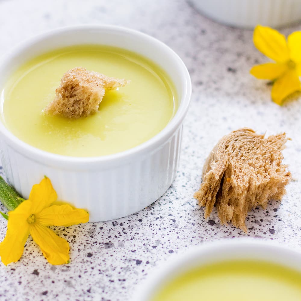 Easy Creamy Zucchini Soup