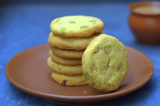 EASY EGGLESS BUTTER COOKIES WITH 50% ATTA!