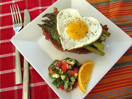 Open-Face Egg Sandwich with Bacon, Asparagus, and Pesto