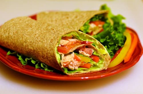 good for you chicken wraps with cool avocado dressing