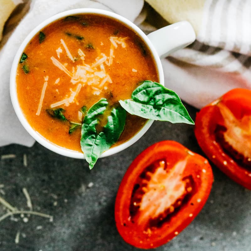 Healthy Tomato Basil Soup