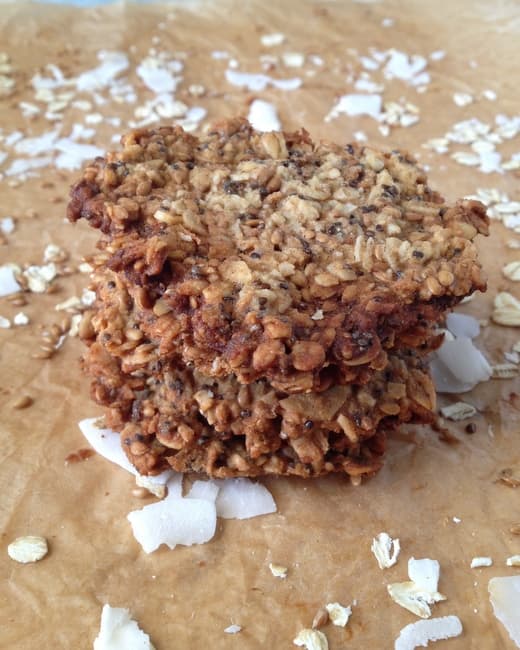 Vegan Oats & Flax Crisps w/ Coconut