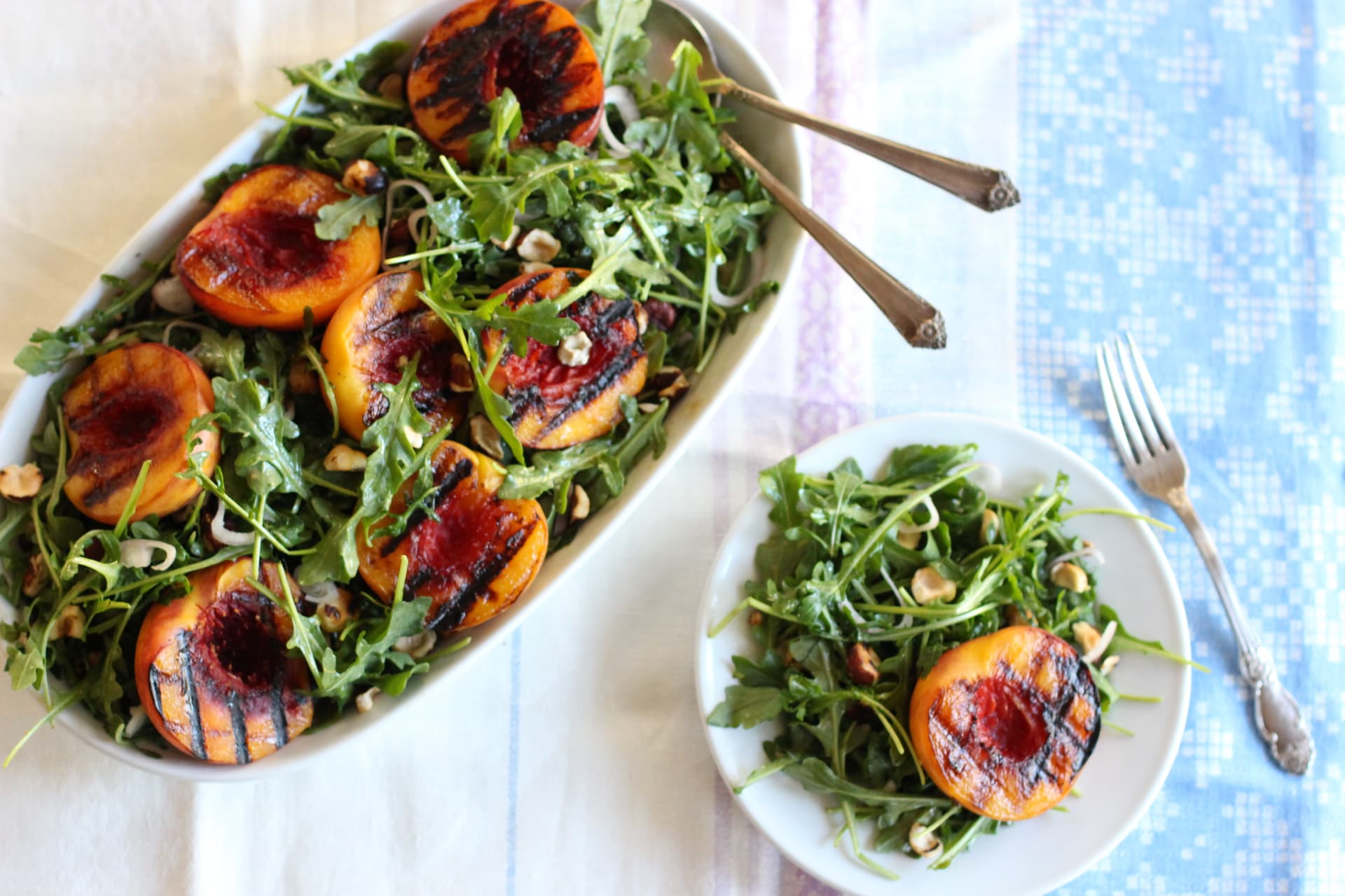 Simple Peach Arugula Salad