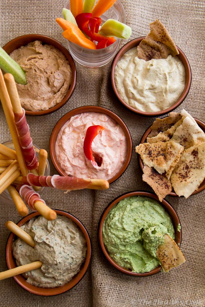 Sun-dried tomato and garlic dip