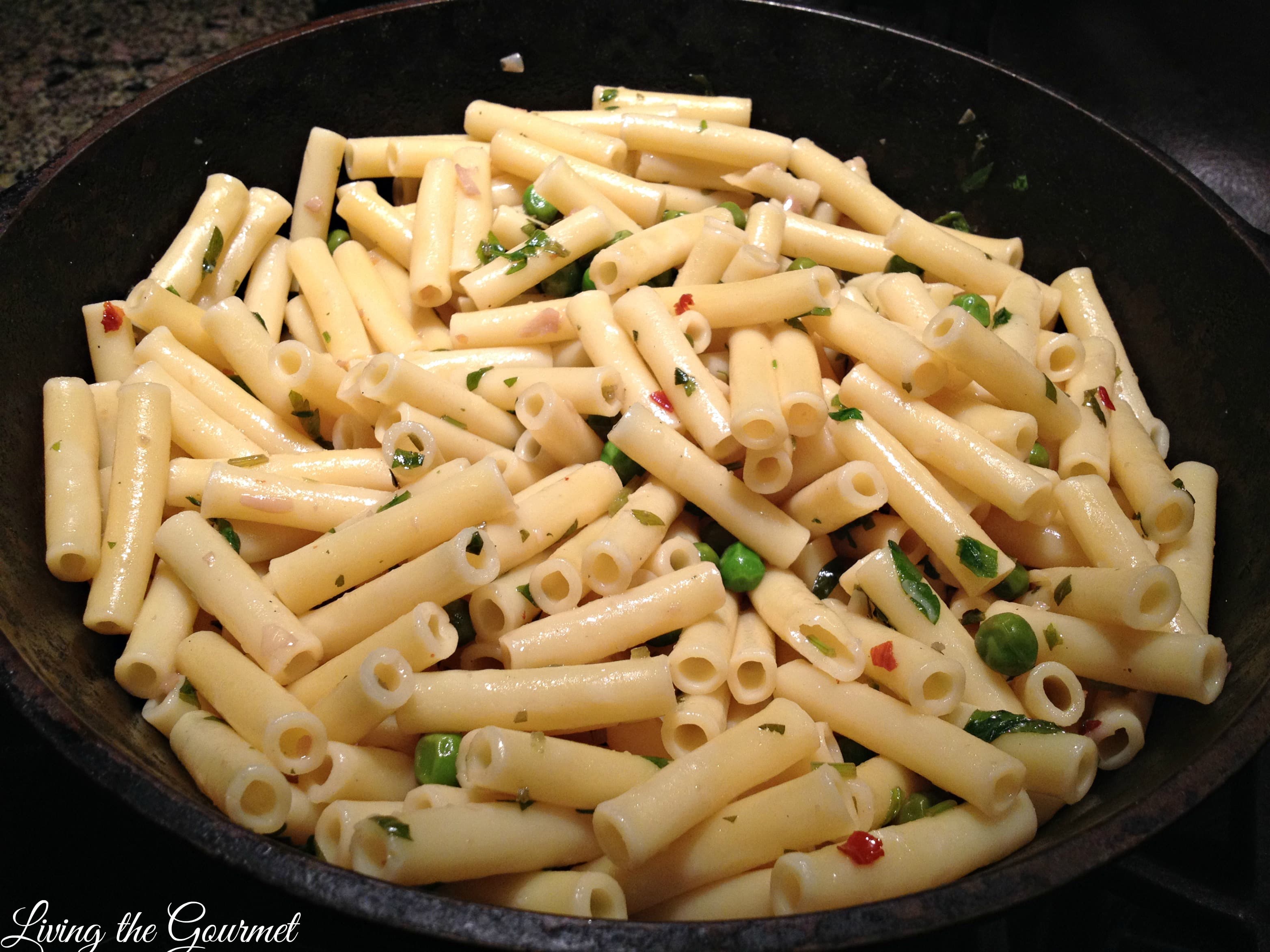 Macaroni with Peas 