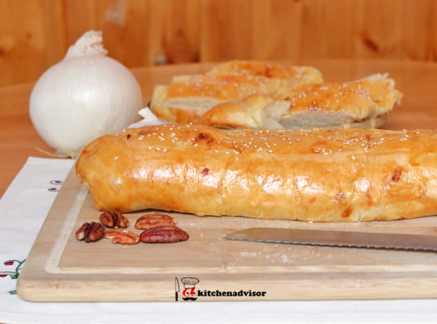 How to make Homemade Onion Bread | Bread maker recipes