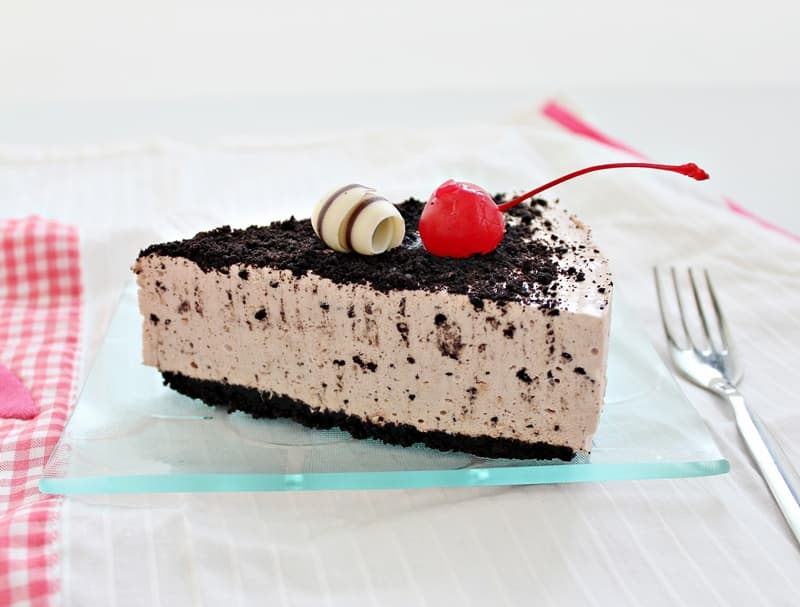 Oreo Hazelnut and Banana Cheesecake
