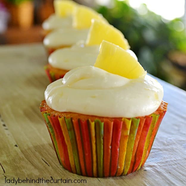 Tropical Pineapple Cupcakes