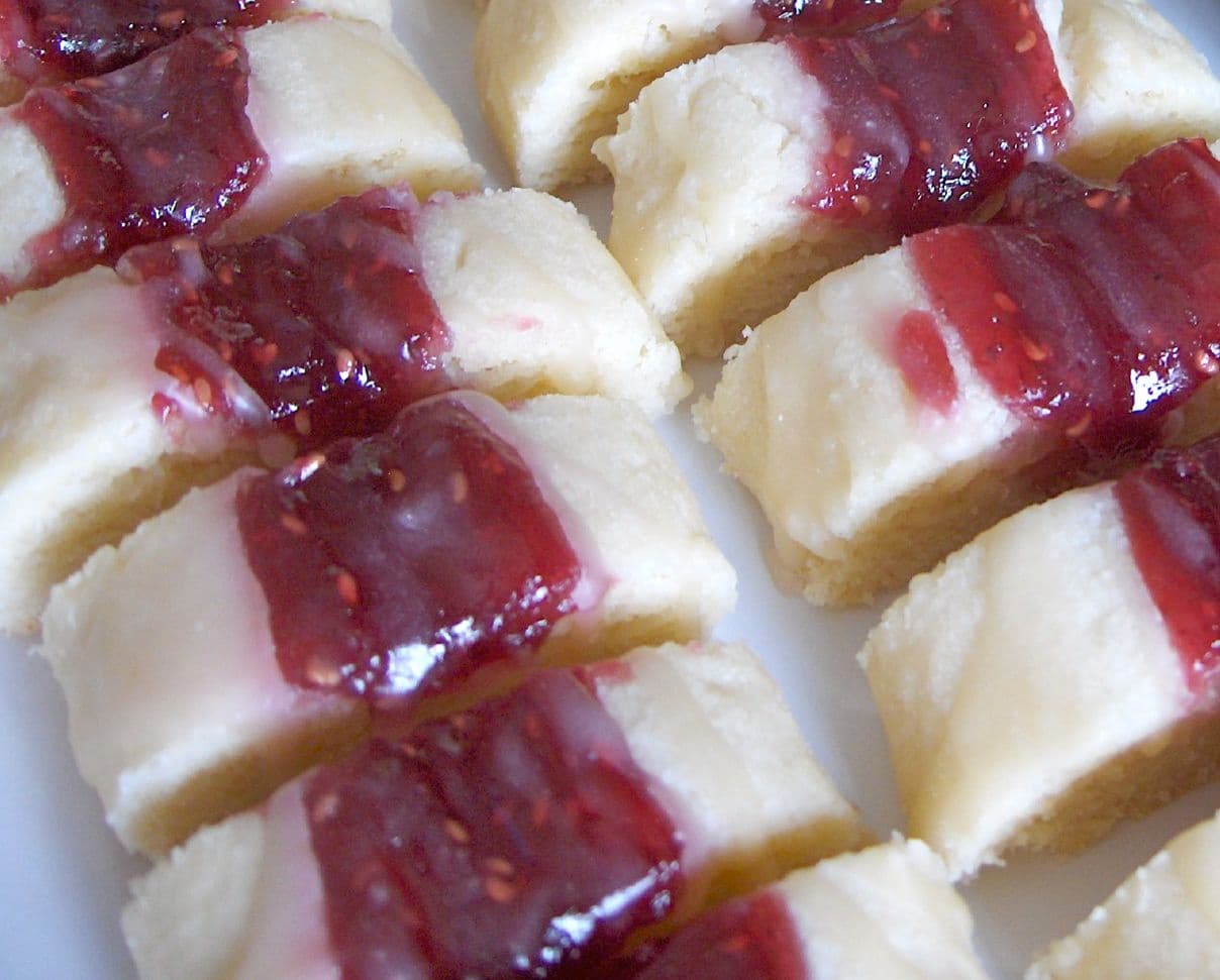 Xocai Chocolate Raspberry Rope Cookies