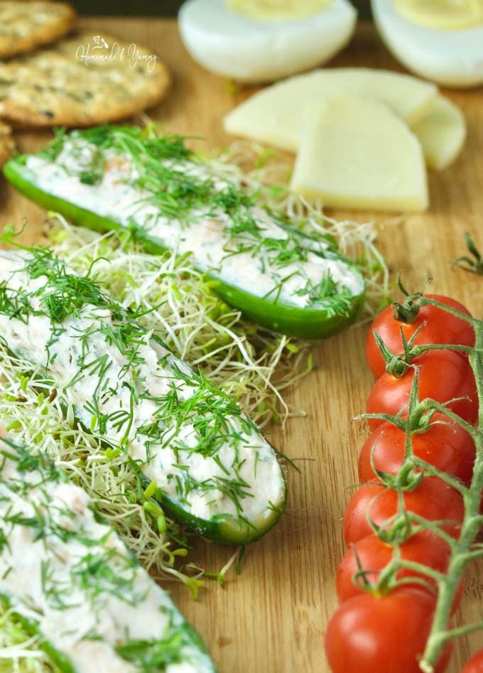 Smoked Salmon Cucumber Appetizer with Cream Cheese