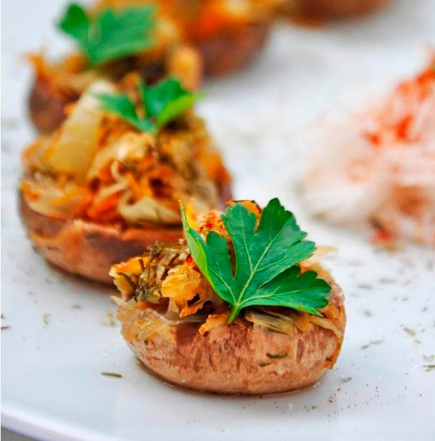 Healthy Vegetable Stuffed Button Mushrooms 
