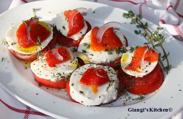 Tomatoes, mozzarella and roasted bell peppers