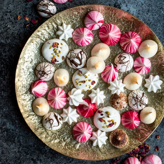 Vegan Meringue Kisses