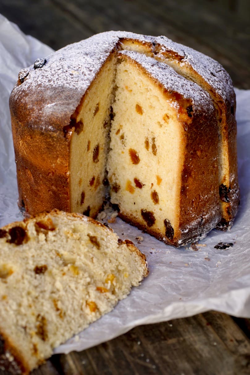 Panettone (Italian Christmas Bread) 