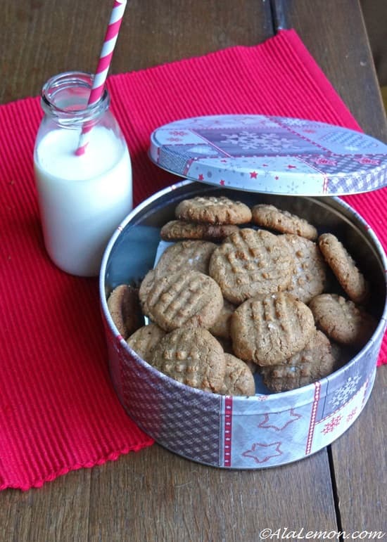 3-ingredient almond butter cookies