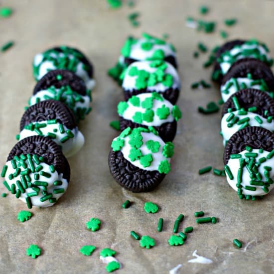 Chocolate Dipped Oreos