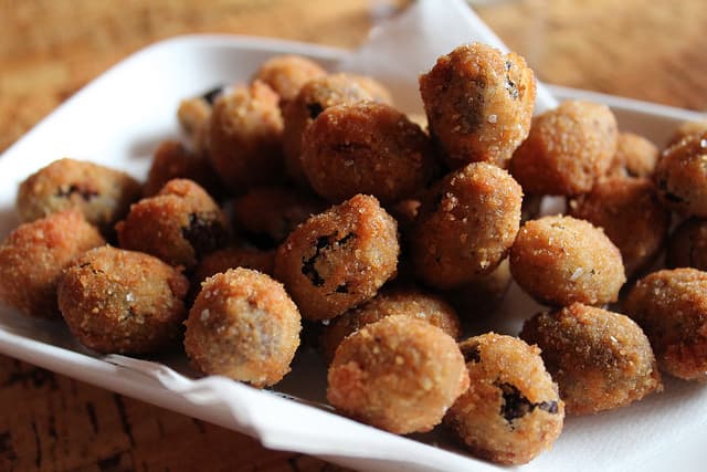 Fried Ripe Black Spanish Olives