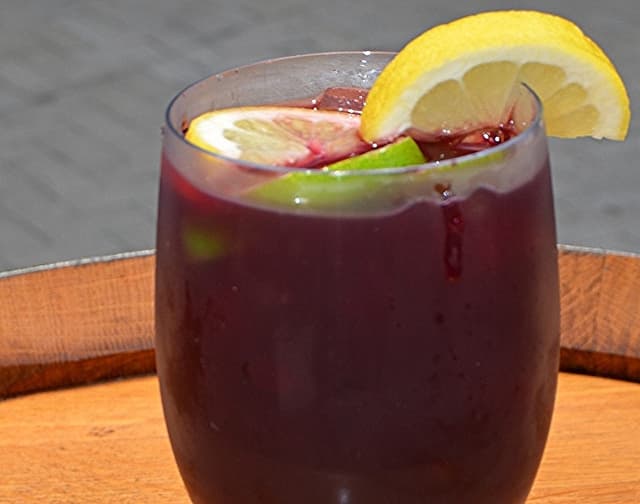 A Christmas Sangria for National Sangria Day!