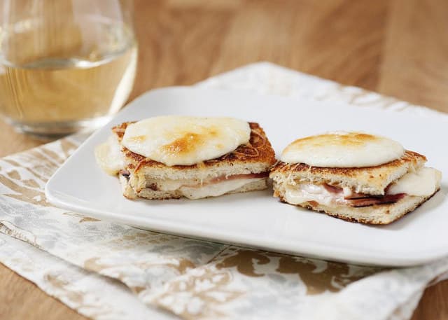 Easy Appetizer Recipe: Mini Croque Monsieurs