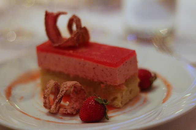 Vegas Uncork’d: Emeril Lagasse’s Culinary Nod to the Bounty of Spring