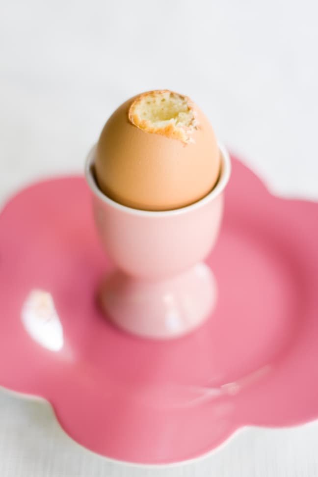 Make Cupcakes Inside Eggs 