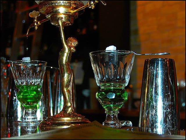 France to Legalize Absinthe